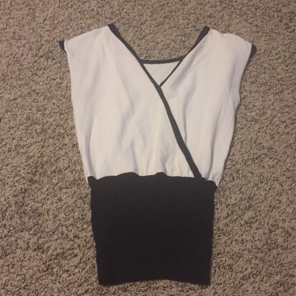 Bebe top - Picture 4 of 4